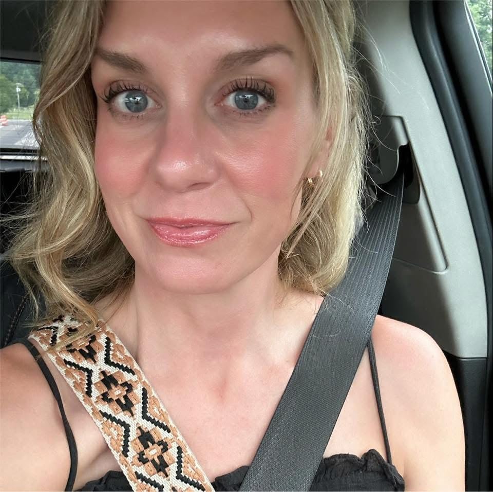 Review by Sarah Thompson